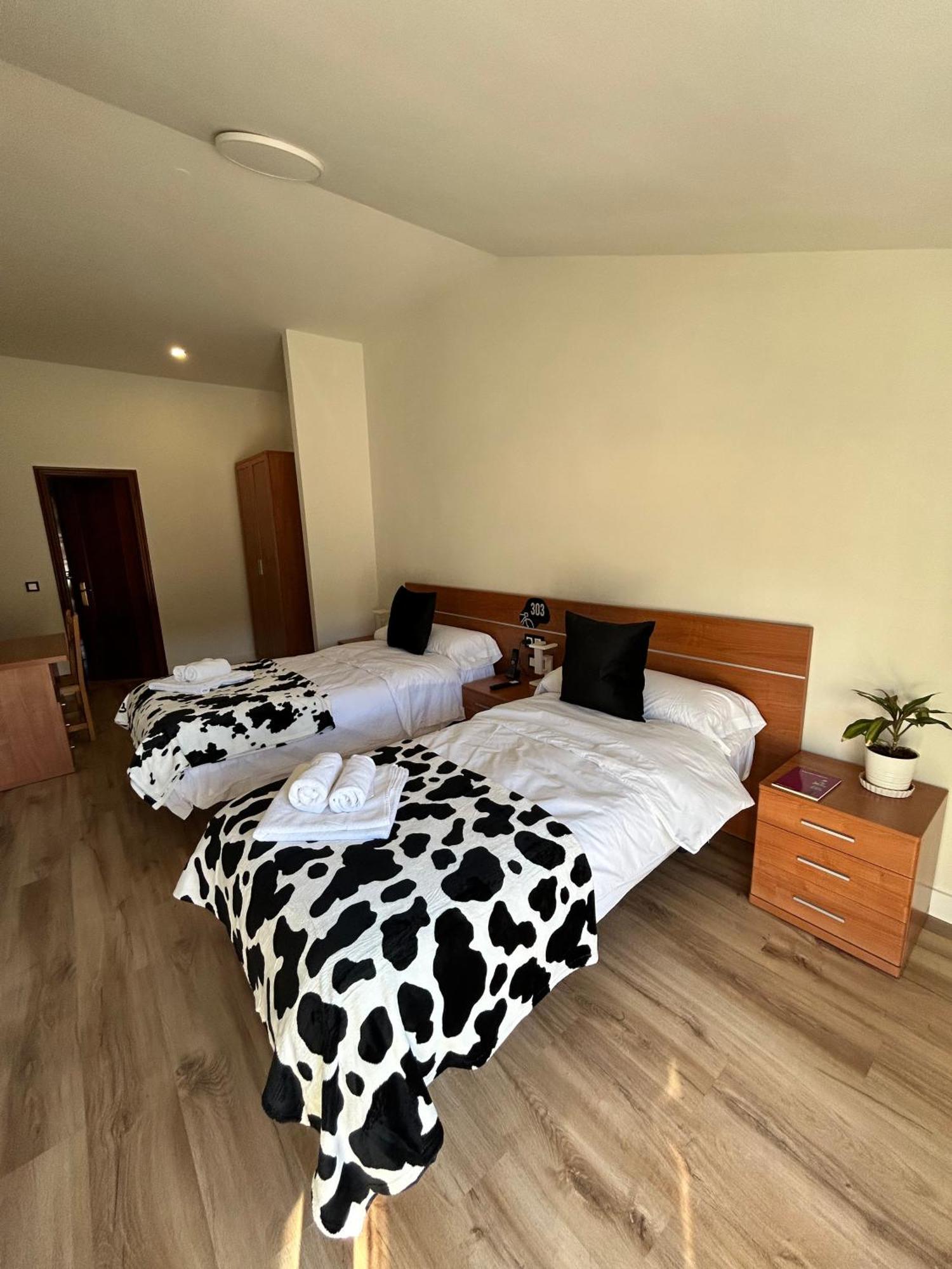 Hotel Bicis & Vacas La Pola de Gordon Zewnętrze zdjęcie